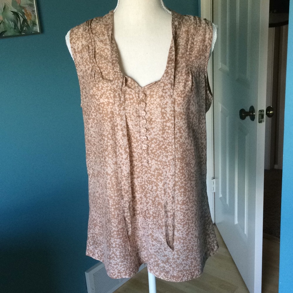 GAP Sleeveless Blouse